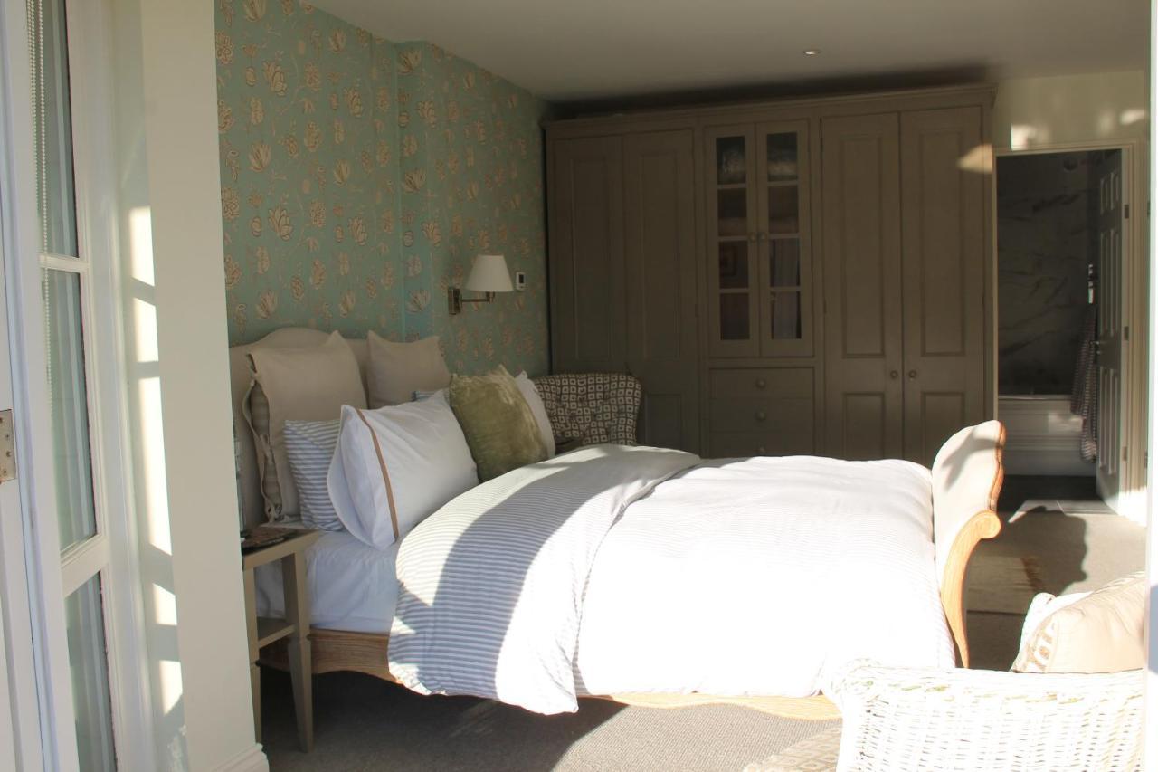 Compass Rose Bed and Breakfast Ντάρτμουθ Εξωτερικό φωτογραφία