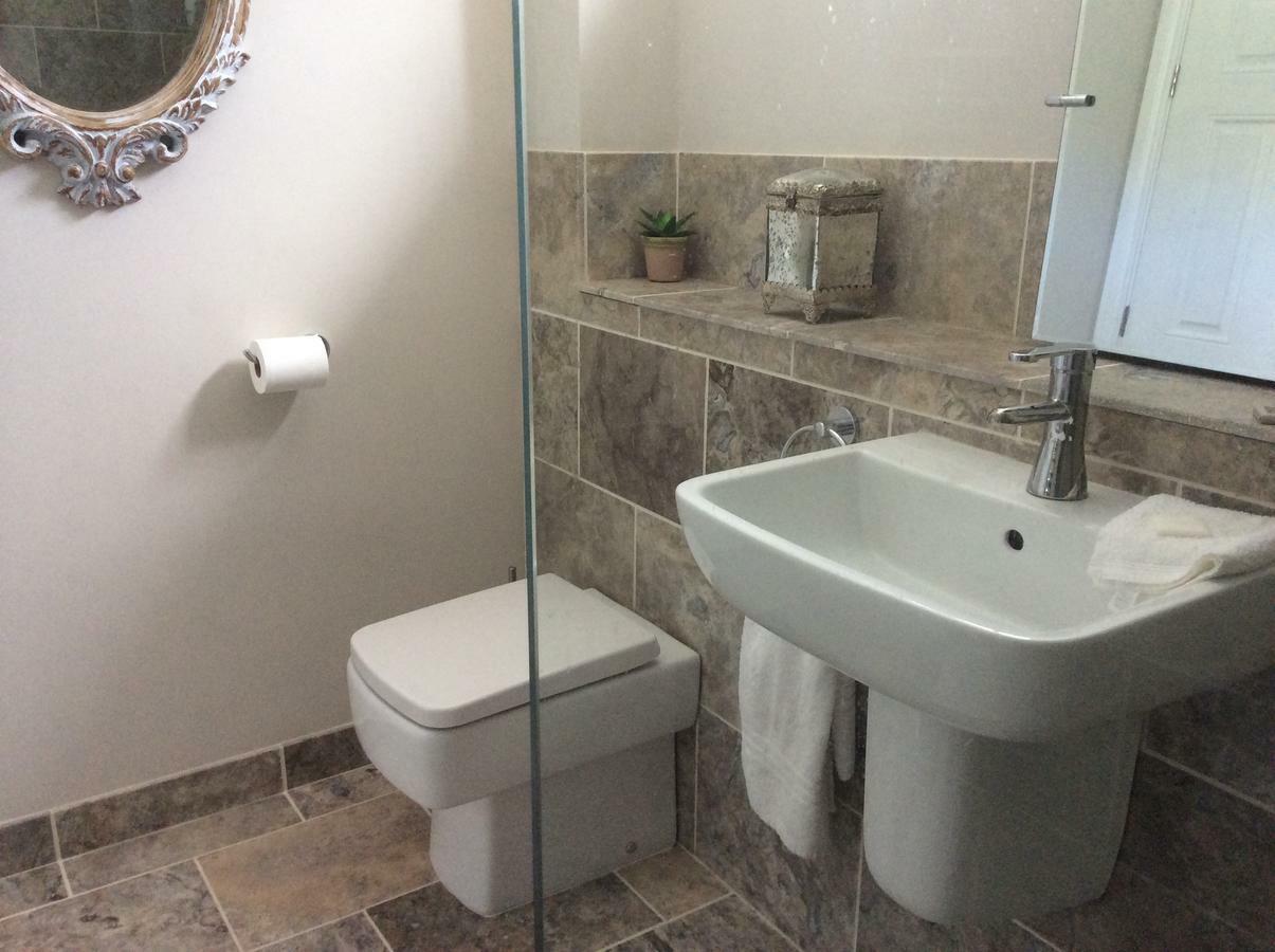 Compass Rose Bed and Breakfast Ντάρτμουθ Εξωτερικό φωτογραφία