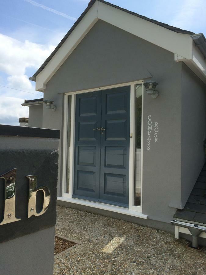 Compass Rose Bed and Breakfast Ντάρτμουθ Εξωτερικό φωτογραφία
